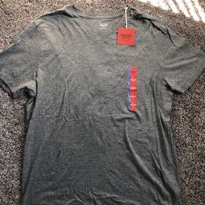 Mossimo tee shirt